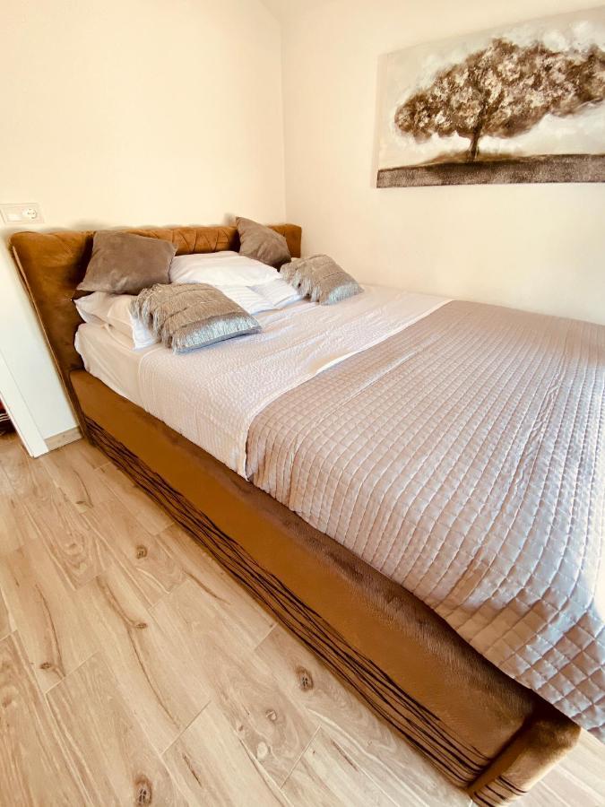 Apartment Elena Donji Okrug  Εξωτερικό φωτογραφία