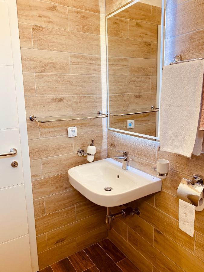 Apartment Elena Donji Okrug  Εξωτερικό φωτογραφία